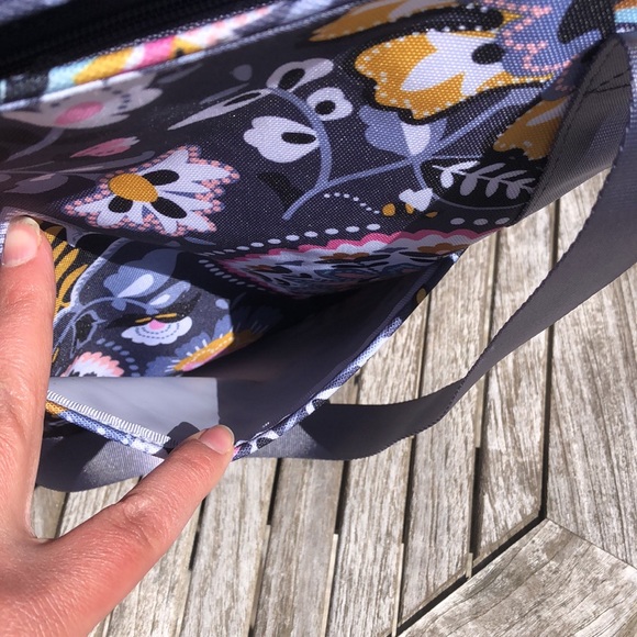Vera Bradley work tote - Picture 10 of 13